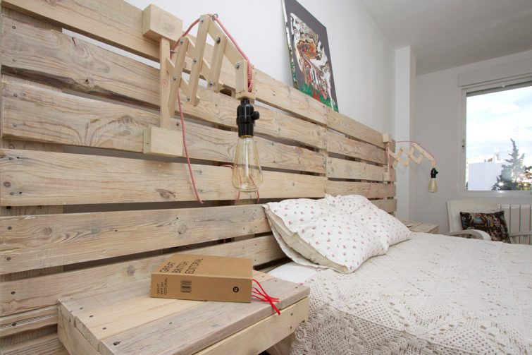 bed van pallets